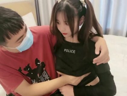 Anh trai địt em gái khi bố mẹ không có ở nhà