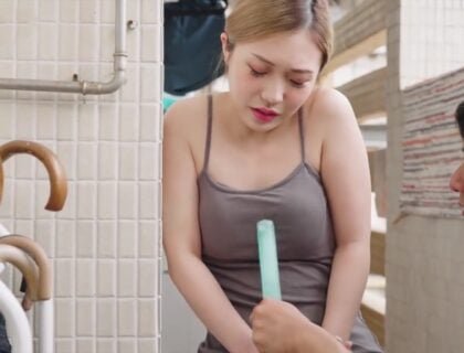 Chồng bỏ vợ để khám phá tình dục với mẹ vợ đầy sexy