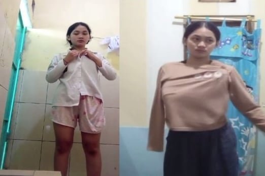 Người phụ nữ trẻ tắm và muốn kích thích bạn