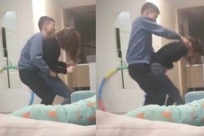 Kéo lên cánh cửa em vợ trong khi giúp sửa điện