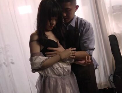 Tàn pháo đêm, kẻ đam mê không kiểm soát sung cơn thèm khát tình dục với búp bê tự chế